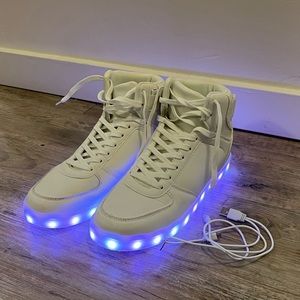 Light Up Sneakers - 10.5 Men’s/12 Women’s
